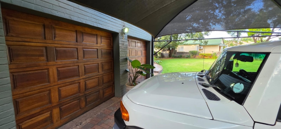 3 Bedroom Property for Sale in Flamwood North West